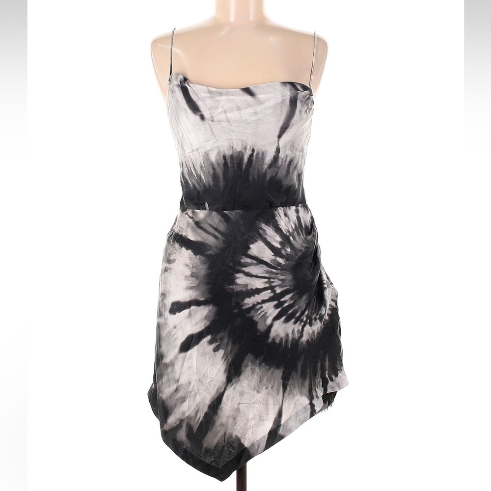 Retrofete Black and White Mini Dress - Picture 5 of 8